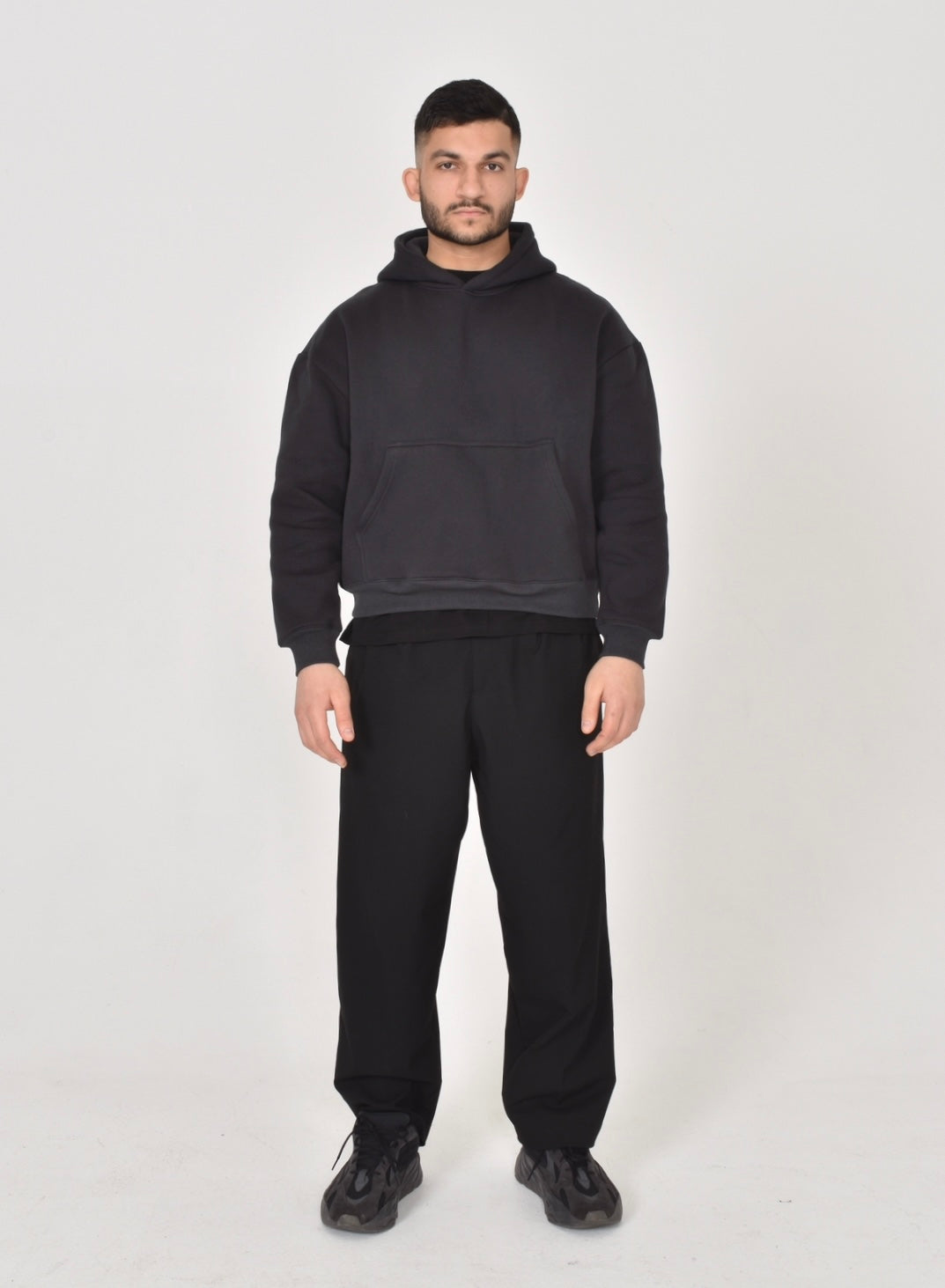 BoR "1kg" Hoodie in Black